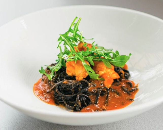 Costa Med black linguini.png